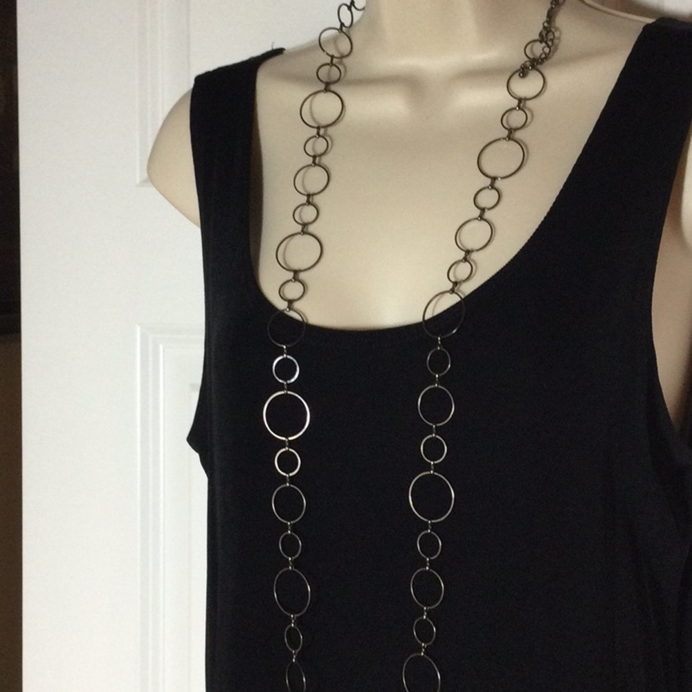 Long circle linked chain